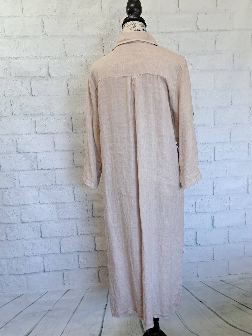 Italian Linen Dress - Picture 5 of 9